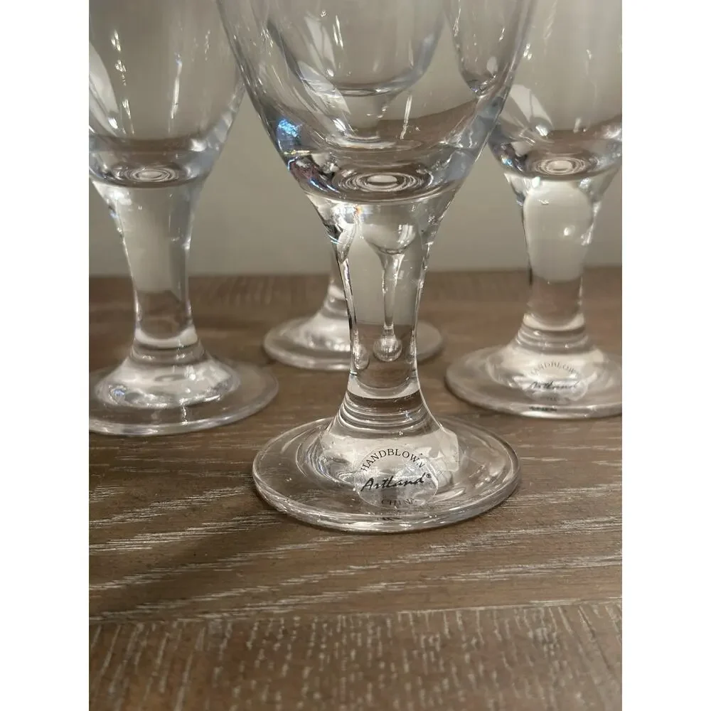 Artland Handblown Clear Glass set of 4 Oslo 10 Ounce Wine Glasses NEW Fine China